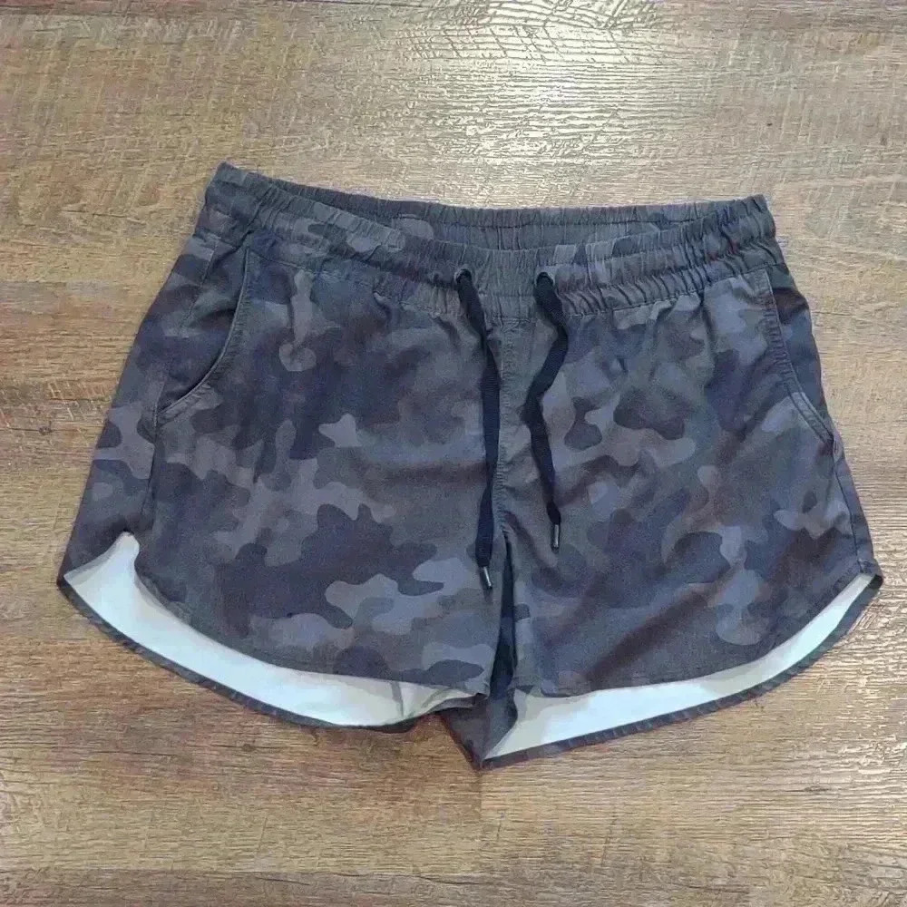 Eddie Bauer women's small dark gray camo shorts‎ with drawstring